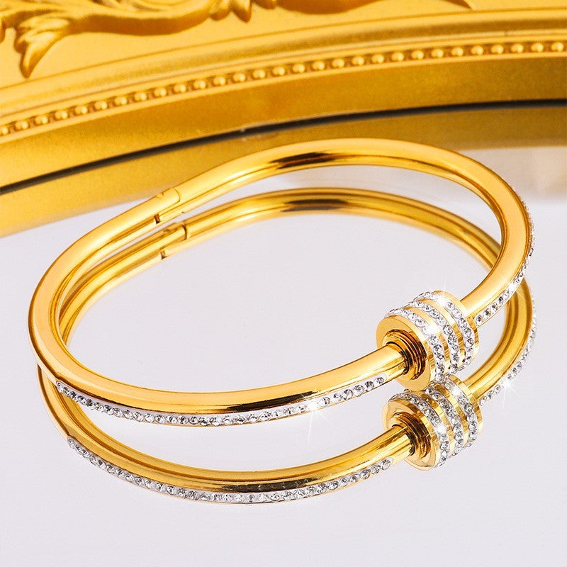 Bella Elegant Bangle