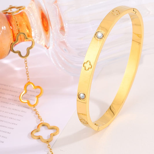 Four Leaf Flower Bangle & Bracelet Set
