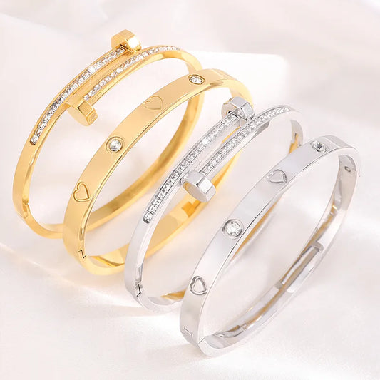 Hearts Elegant Bangle Duo